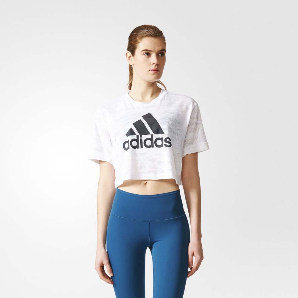 adidas camiseta cropped adidas camiseta cropped